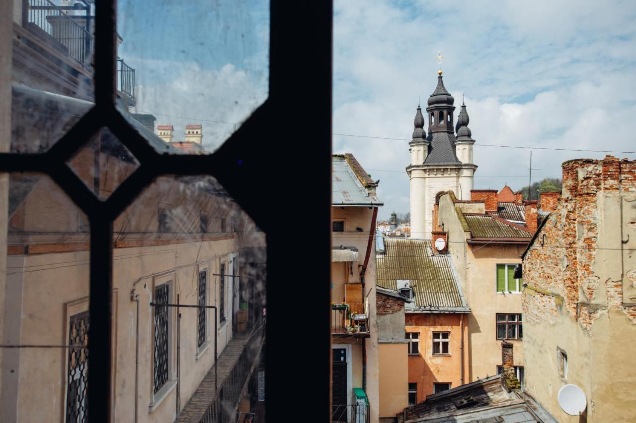 Peaceful Studio On Rynok Square Lviv Ngoại thất bức ảnh
