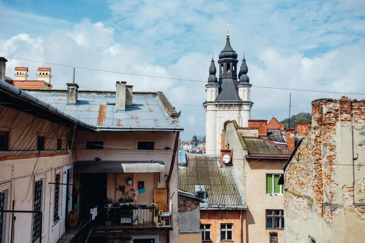 Peaceful Studio On Rynok Square Lviv Ngoại thất bức ảnh